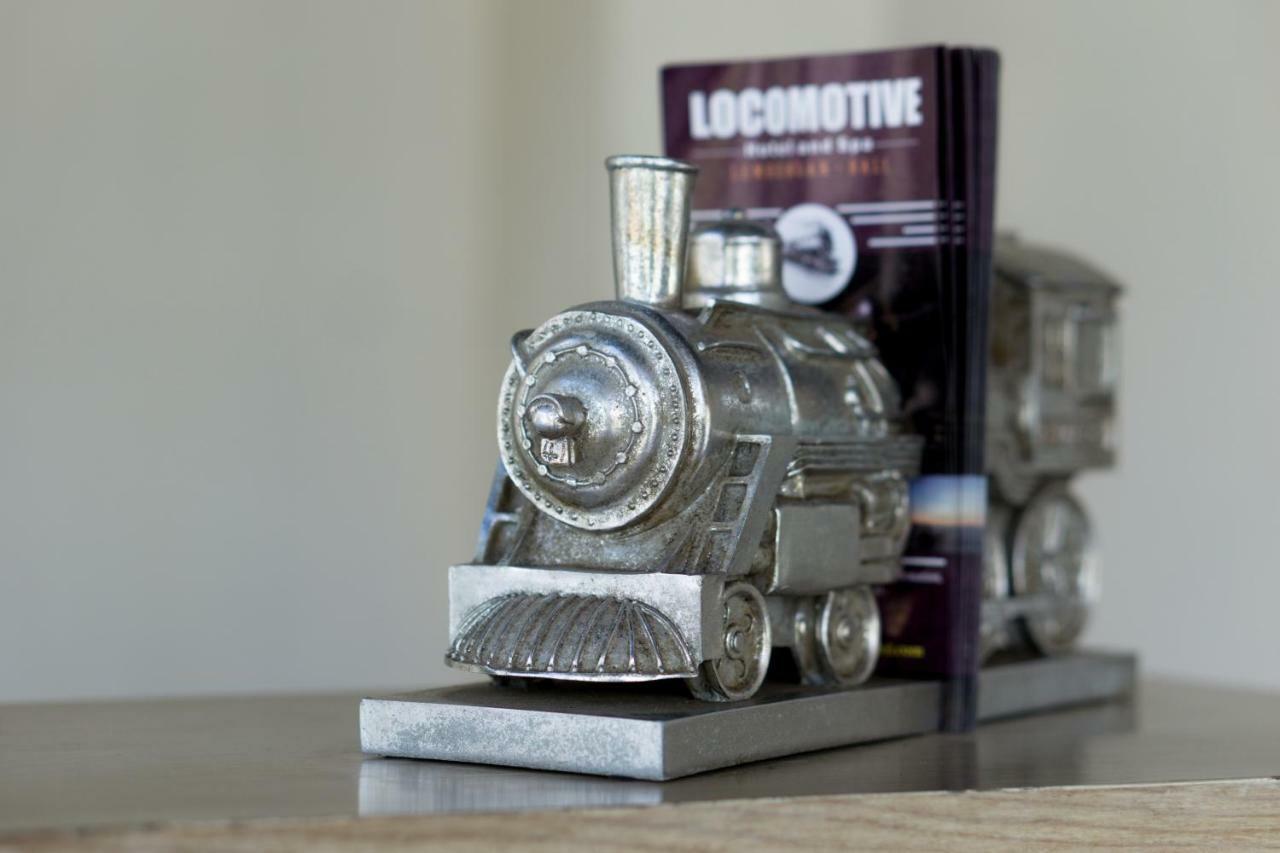 Locomotive And By Eps Hotel Nusa Lembongan